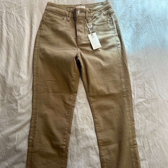Good American Good Classic Khaki Pants *NWT* - Picture 1 of 8